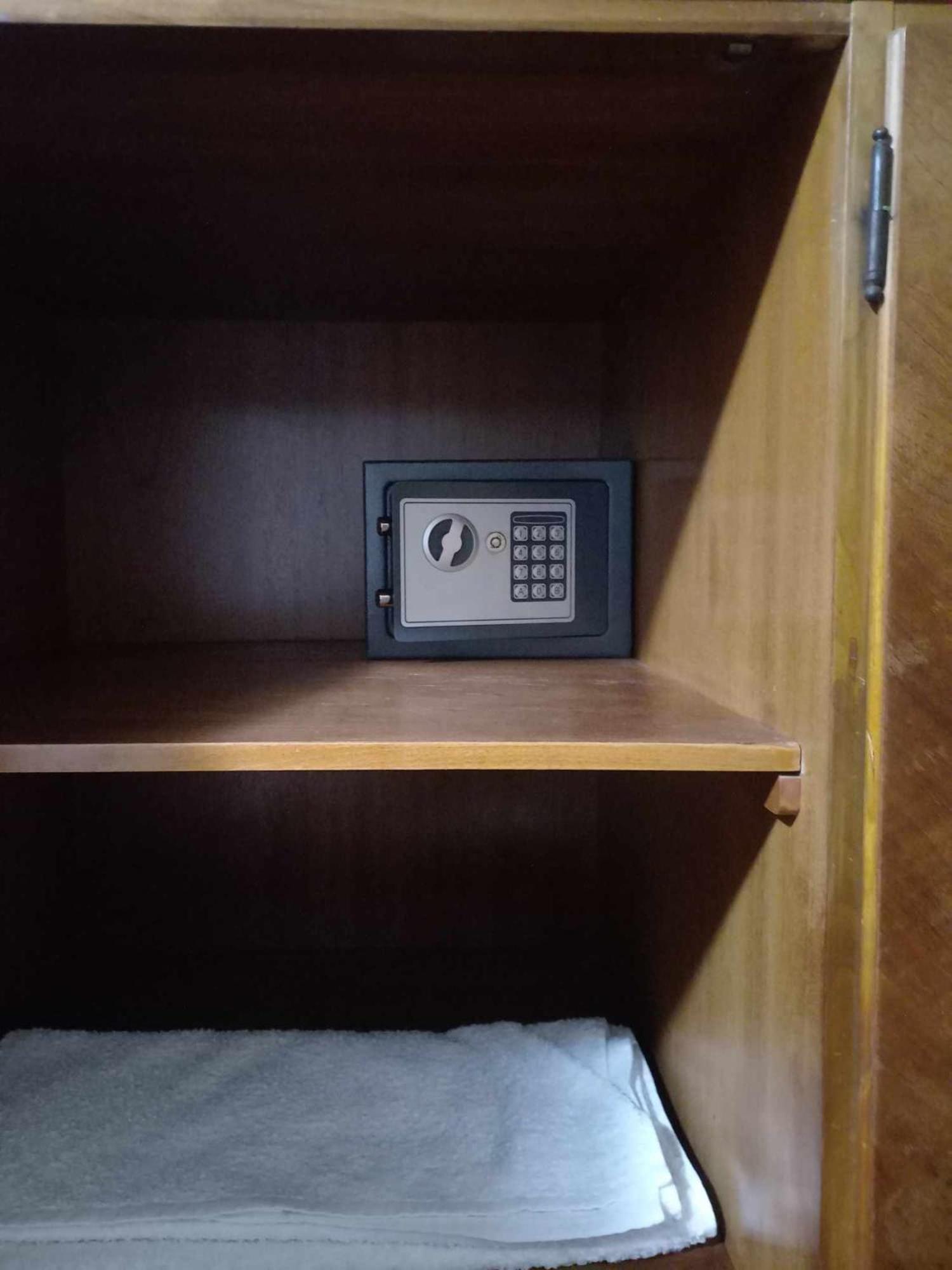 Valiko Hotel Tbilisi Eksteriør billede